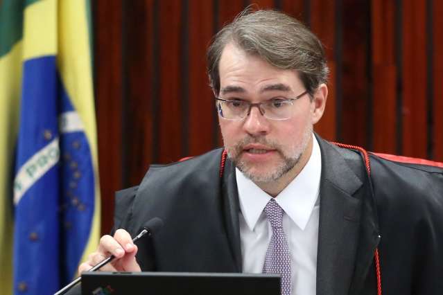 Com 111 horas na TV, candidatos capricham na produ&ccedil;&atilde;o de programas