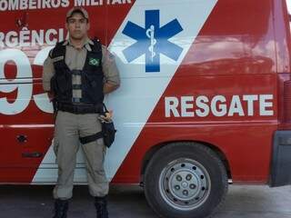 Diego Oliveira já é soldado do Corpo de Bombeiros, mas agora quer ser oficial. (Foto: Arquivo Pessoal)