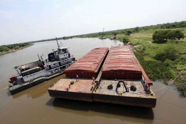 Governo publica regras especiais para opera&ccedil;&otilde;es em porto reativado ontem