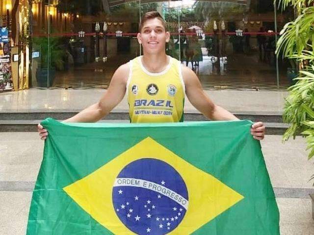 Lutadores representam MS no mundial de Muay Thai na Tail&acirc;ndia 