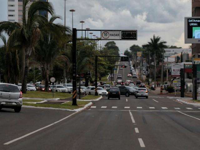 Pane em sem&aacute;foros complica tr&acirc;nsito na avenida Afonso Pena