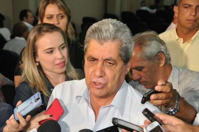 Andr&eacute; diz que Reinaldo definir&aacute; cortes de gastos e secretarias