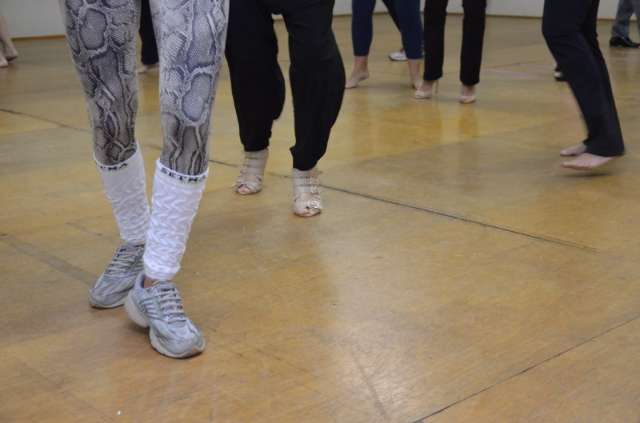 Na festa do diploma, para dan&ccedil;a de formandos dar certo &eacute; preciso muito ensaio