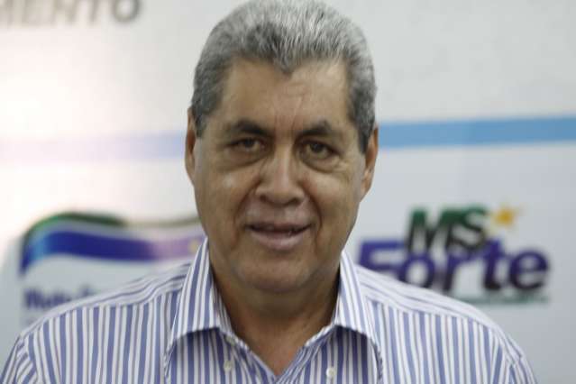 Andr&eacute; critica prefeitos e afirma que incentivos seguram empresas em MS
