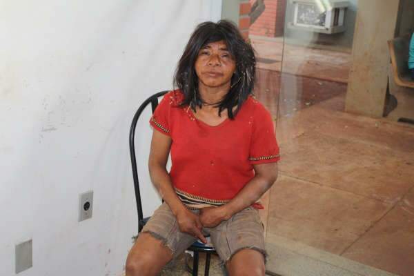  &Iacute;ndio &eacute; morto pela cunhada com uma facada na barriga em Dourados