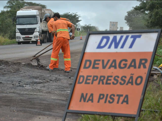  Dnit suspende assinatura de contrato de R$ 30 milh&otilde;es com a Delta em MS