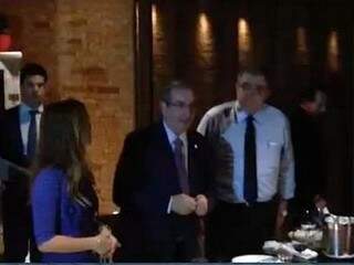 Na imagem, deputado Carlos Marun aparece ao lado de Eduardo Cunha. (Foto: Ricardo Della Coletta)