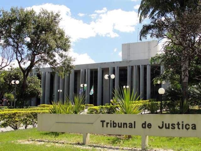  Servidores do Judici&aacute;rio anunciam paralisa&ccedil;&atilde;o para quarta-feira