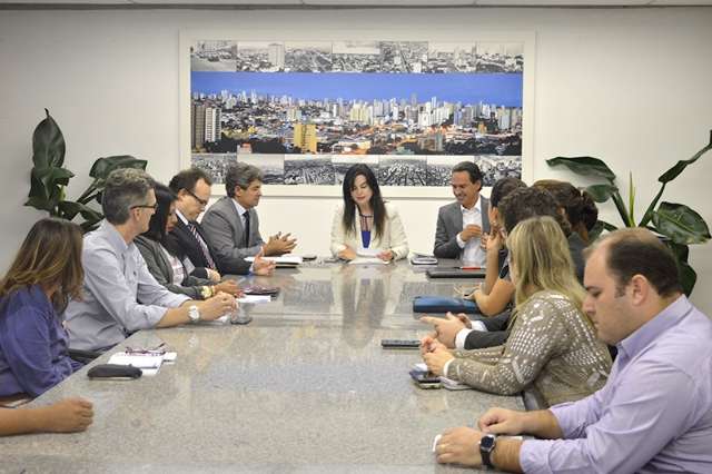 Conselho de Sa&uacute;de &lsquo;barra&rsquo; conv&ecirc;nios, diz gestora do Hospital de C&acirc;ncer