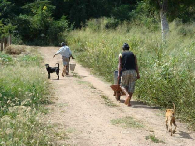  &Aacute;gua dos assentamentos de Corumb&aacute; e Lad&aacute;rio &eacute; impr&oacute;pria para consumo