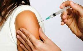 Saúde oferece vacinação contra HPV a meninas de nove e 11 anos