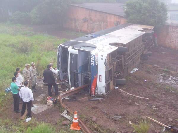  Em Dourados, hospital divulga lista de mortos e feridos de acidente da BR-163 