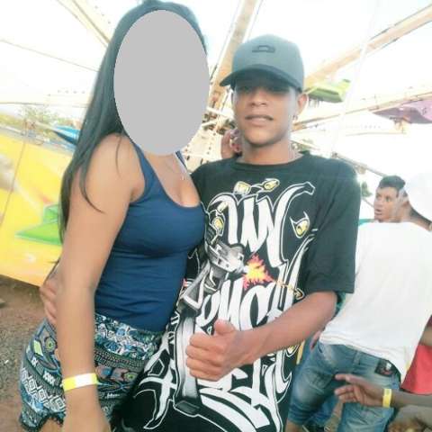 Com arma falsa, dupla realiza assalto e um &eacute; preso pela pol&iacute;cia