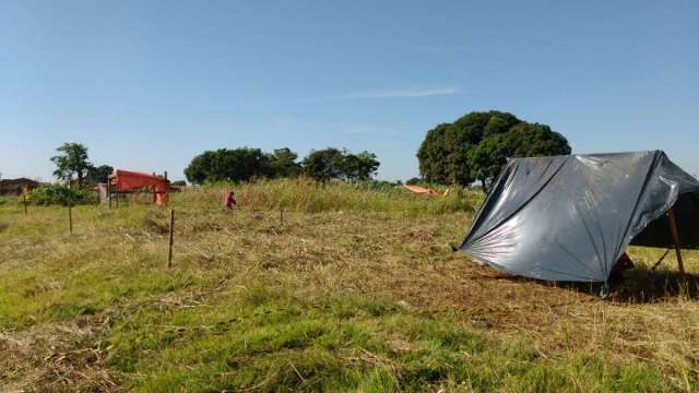 Sem-teto invadem terreno p&uacute;blico e Guarda Municipal negocia desocupa&ccedil;&atilde;o