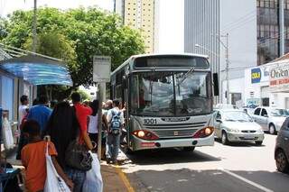 Ônibus devem voltar a circulação normal após ás 17 horas. (Foto:Divulgação)