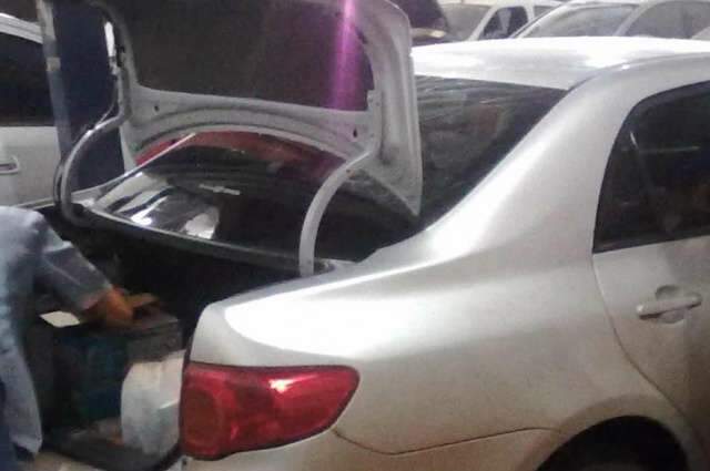  Pol&iacute;cia Federal apreende coca&iacute;na e maconha em Corolla