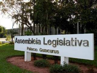 Assembleia Legislativa de MS. (Foto: Roberto Higa e Victor Chileno).