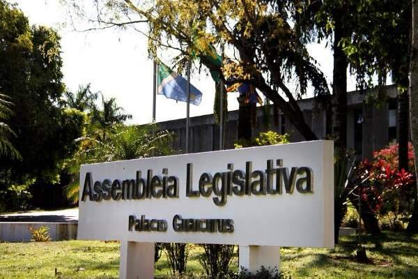 Legislativo cria conte&uacute;do para l&iacute;ngua brasileira de sinais no portal