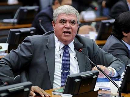 Em discurso na Câmara, Marun diz que Cunha não merece a morte política