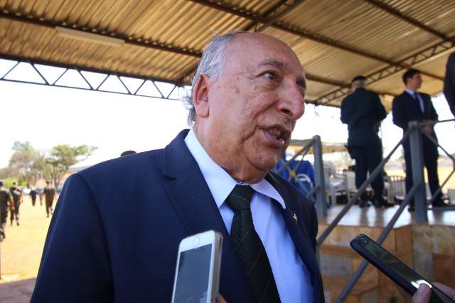 Senador de MS critica e se diz contra programa &quot;escola sem partido&quot;