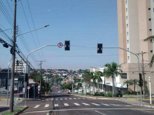 Queda de energia no centro apaga sem&aacute;foros e atinge hospital