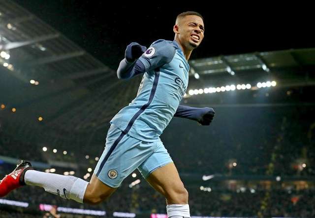 Jesus estreia bem, tem gol anulado, mas Manchester City apenas empata em casa