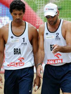 Benjamim e Márcio venceram dupla chinesa nesta sexta-feira. (Foto: Divulgação/FIVB)