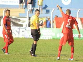 Sete enfrenta equipe do Sinop em casa, com chance de classificação (Foto:  (Foto: Jed Vieira/Gazeta MS)