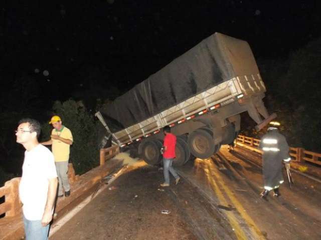 Acidente envolvendo motorista alcoolizado mata um