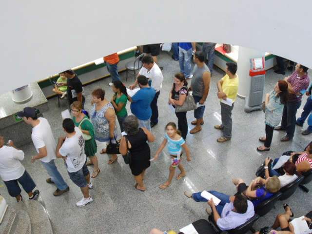  Andr&eacute; encaminha proposta para aumento de taxas do Detran