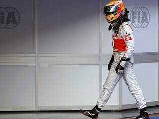 Hamilton fez o melhor tempo e sai na frente amanhã. (Foto: Globo Esporte.com/Reuters)