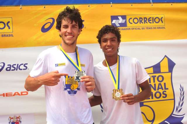 Tenista da Capital &eacute; vice-campe&atilde;o do Circuito Nacional Correios Infanto-Juvenil