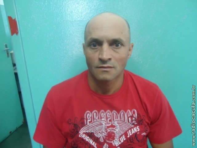  Pol&iacute;cia prende em Tr&ecirc;s Lagoas homem condenado por 16 crimes 
