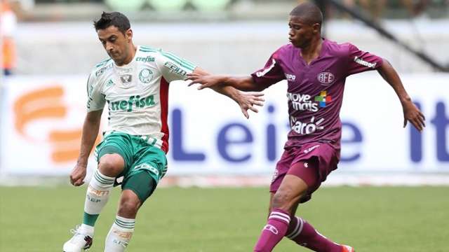Meia nascido em MS faz gol e Ferrovi&aacute;ria bate o Palmeiras no Allianz Parque