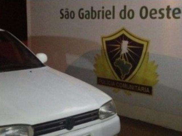 PM recupera carro furtado durante festa do Leit&atilde;o no Rolete