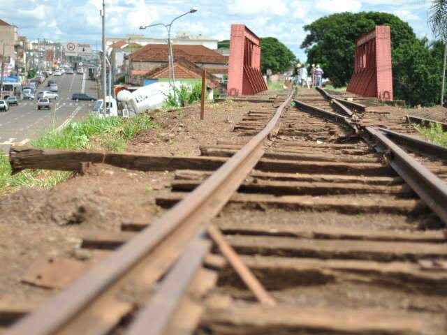  Prefeitura solicita consultoria para transformar Orla Ferrovi&aacute;ria em lanch&oacute;dromo