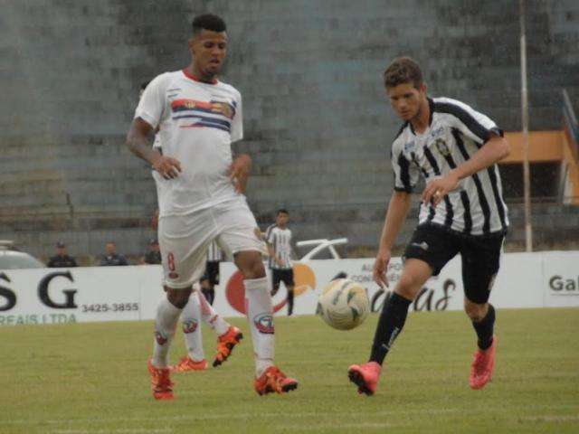 Sete sai na frente, mas deixa Ceil&acirc;ndia empatar jogo pela Copa Verde