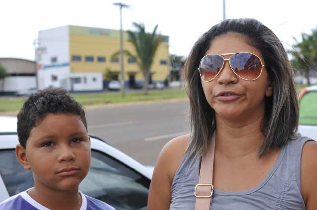 Escurid&atilde;o causa acidentes e espalha o medo na Avenida Gury Marques
