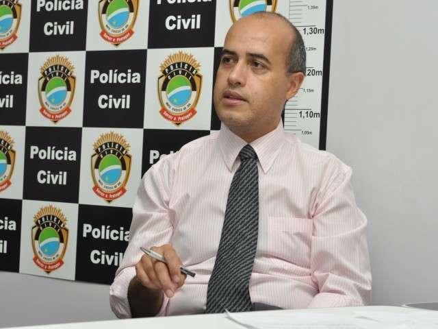 Adolescentes postam maconha no Facebook e v&atilde;o parar na pol&iacute;cia