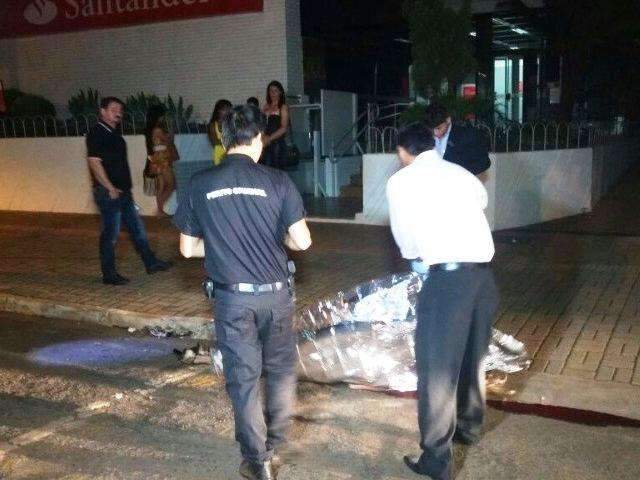 Pol&iacute;cia investiga se morte de travesti est&aacute; ligada ao tr&aacute;fico de drogas