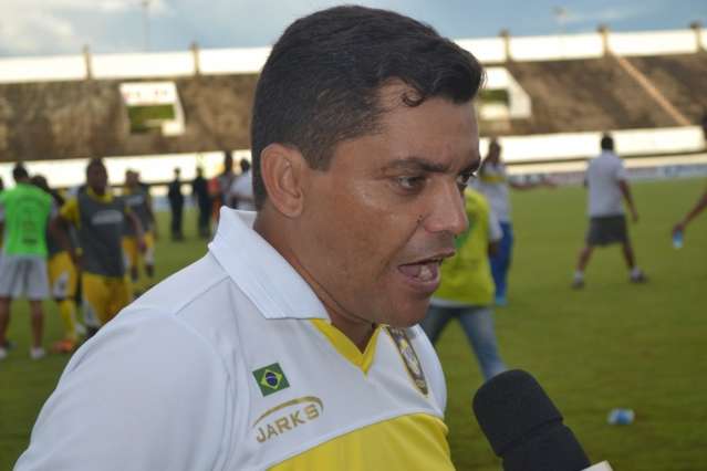 &quot;N&atilde;o fizemos um grande jogo&quot;, diz t&eacute;cnico do Cene; Dubinha &eacute; inspira&ccedil;&atilde;o
