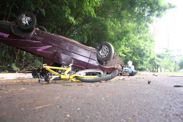 Motorista embriagado interrompeu percurso feito h&aacute; 15 anos por ciclista