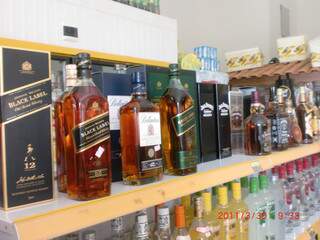 Bebidas sem o selo de importação foram apreendidas, assim como as nacionais destinadas à exportação. (Foto: Divulgação)