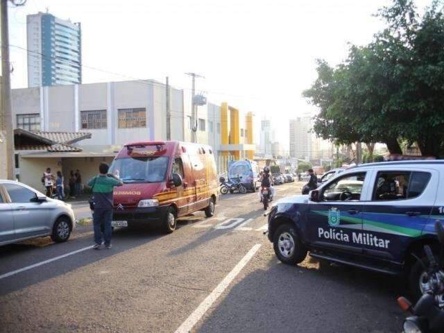 Menino que levou arma para escola foi desafiado por colegas