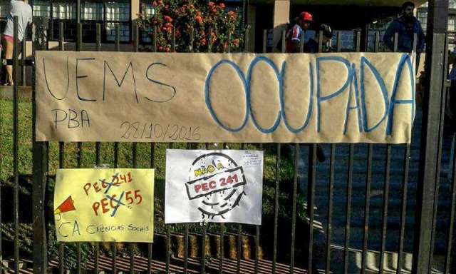 Reuni&atilde;o na quinta-feira tentar&aacute; dar fim a invas&atilde;o em campus no interior