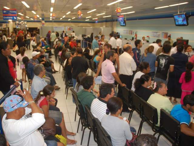  Novo c&oacute;digo do consumidor pretende reduzir endividamento, diz diretor do Procon