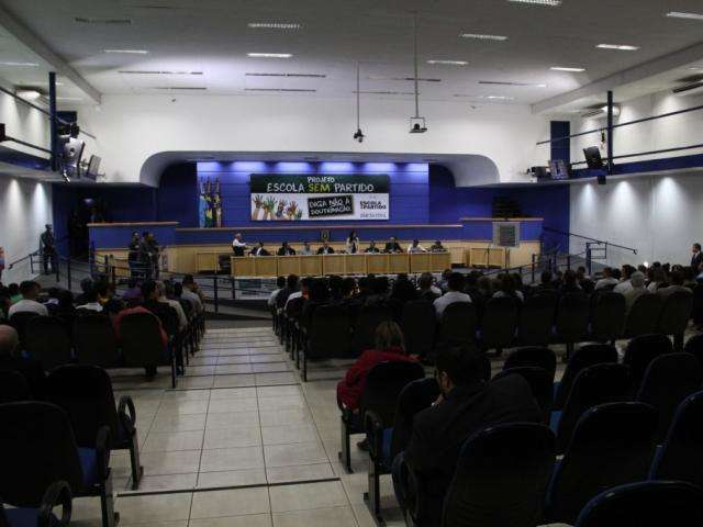 C&acirc;mara vai homenagear 60 pessoas pelo Dia do Ma&ccedil;om nesta quarta-feira