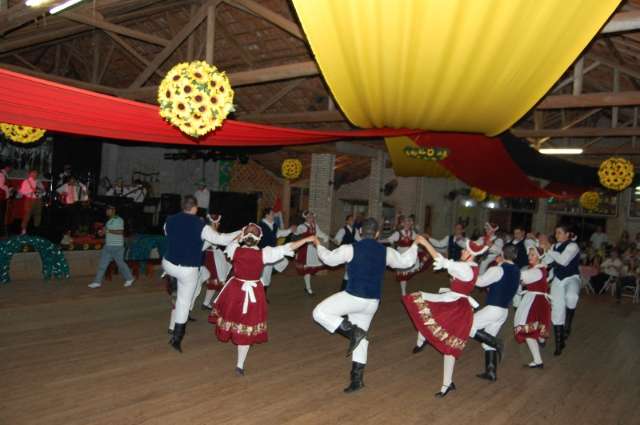 Regado a chopp e comida t&iacute;pica, Oktoberfest &eacute; o programa para hoje 