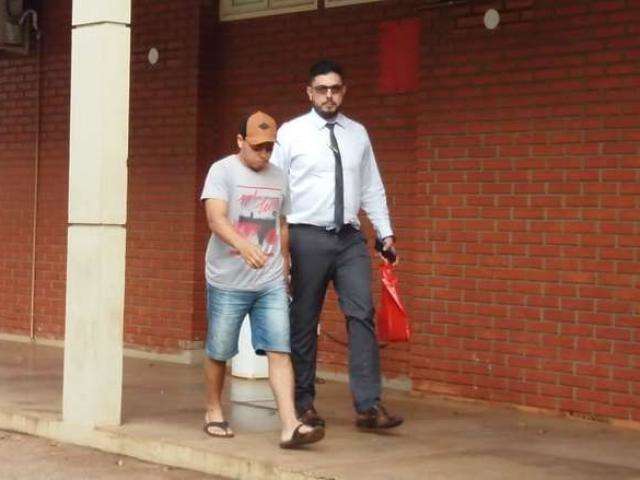 Suspeito que atirou em homem durante briga se apresenta &agrave; pol&iacute;cia 
