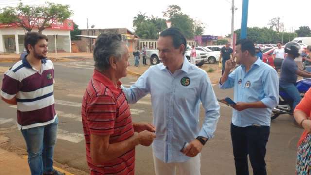 Na reta final do 2&ordm; turno, candidatos apostam em contato maior com eleitor 